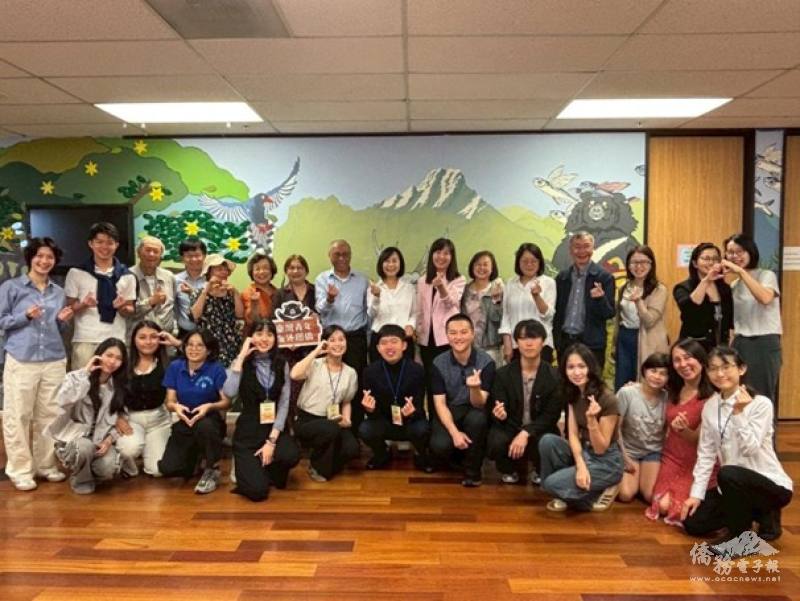 僑委會主任秘書榮幼娥帶領搭僑拜會北加州台灣會館