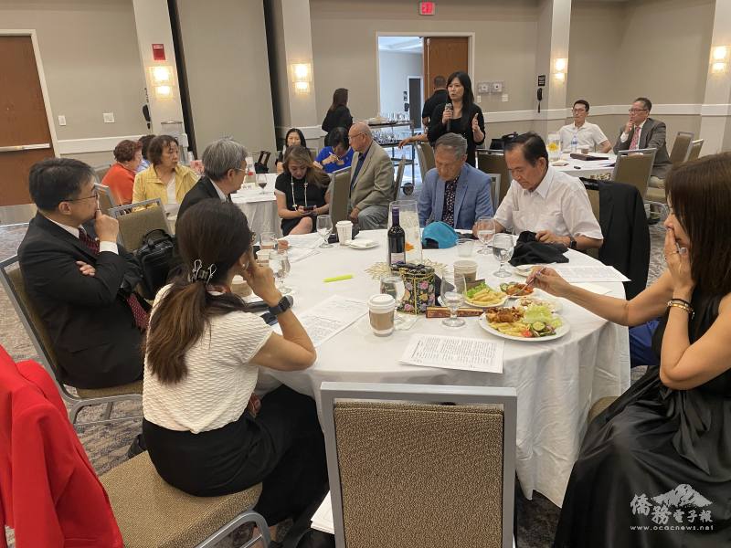大奧蘭多臺灣同鄉會會長暨僑務顧問簡雅嵐建言
