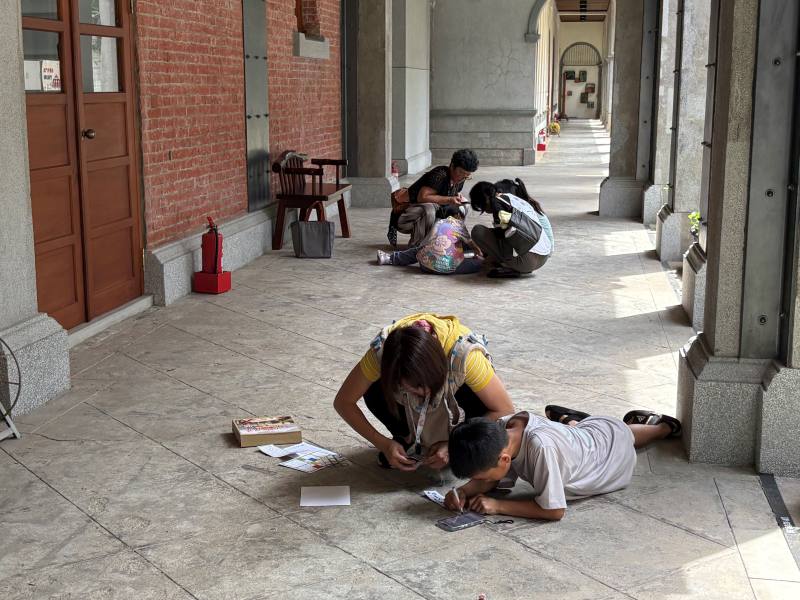 「公會堂風華：金色貂毛探案」實境遊戲讓親子沈浸在破解闖關密碼中