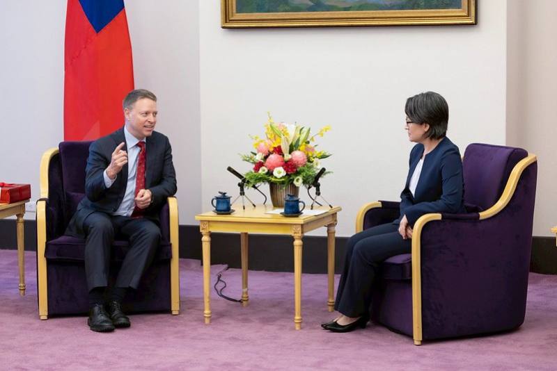 副總統接見「美國智庫『保衛民主基金會』訪問團」