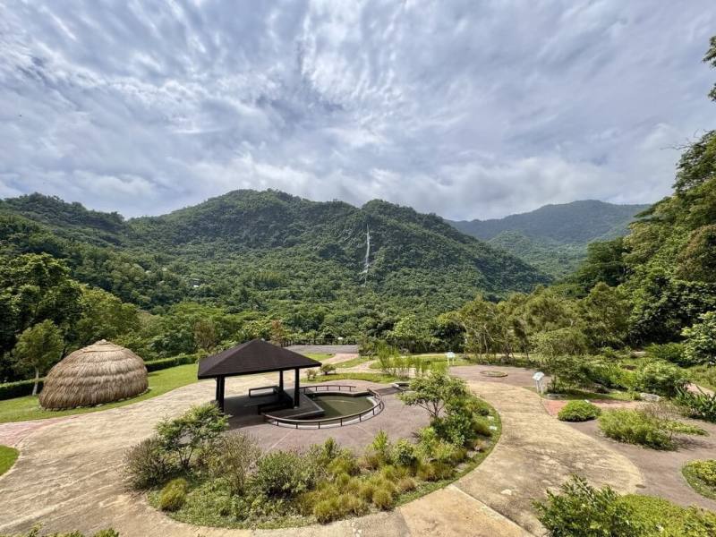 隨西南氣流減弱，連日降雨停歇，知本國家森林遊樂區4日恢復開園；建議前往山區活動遊客，隨時關注氣象預報及當地氣候。（林保署台東分署提供）