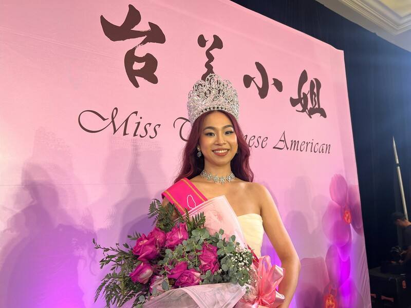 台裔珠寶設計師王怡文（Ami Wang）當地時間8月2日獲選台美小姐皇后。