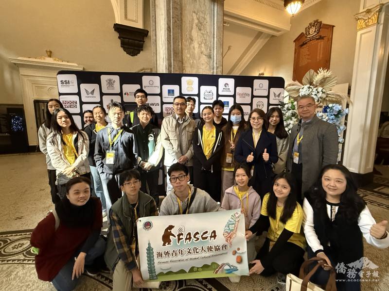 FASCA布里斯本分會全體合影