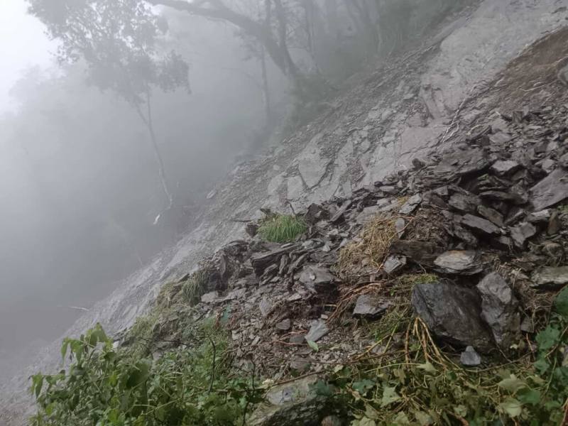 受豪雨影響，北大武山步道有多處塌陷，林業及自然保育署屏東分署安全考量，將步道暫停開放至114年12月31日。（林業及自然保育署屏東分署提供）
