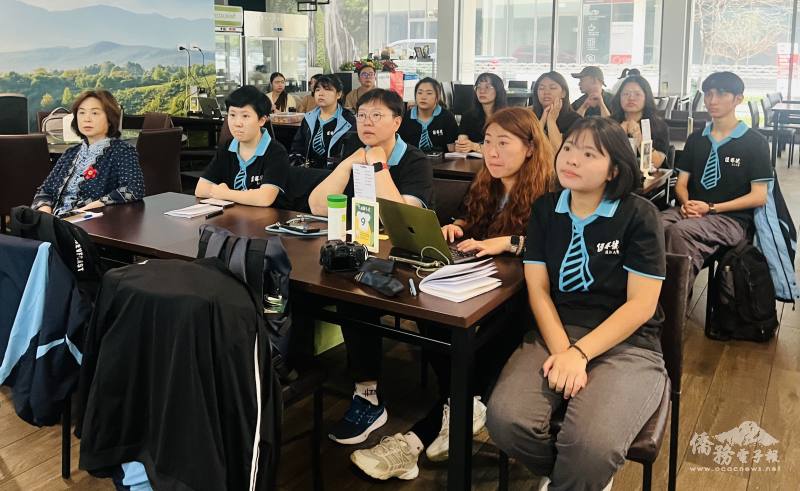 座談會上學弟妹們青春洋溢的臉龐