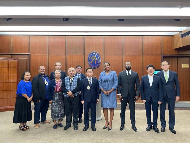 外交部常務次長葛葆萱午宴歡迎友邦駐日內瓦聯合國常任代表訪台團。