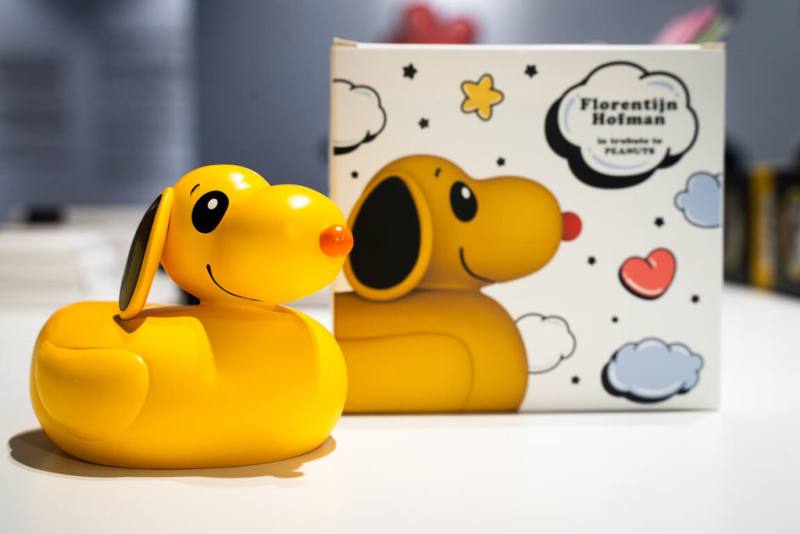 2025宜蘭國際童玩節17日將落幕。宜蘭縣文化局9日表示，園區紀念品快閃店即日起販售「史努比鴨」公仔， 歡迎民眾把握機會帶回典藏。（宜蘭縣文化局提供）