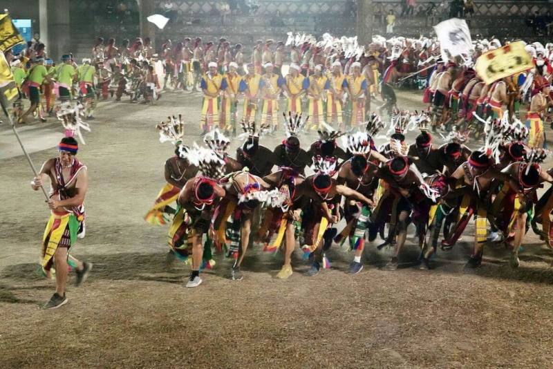 文化部2024年9月間公告花蓮縣豐濱鄉貓公部落Ilisin no Fakong為重要民俗，目前正逢祭儀期間，9日晚間文化部次長李靜慧將前往頒發重要民俗登錄認定證書。圖為Ilisin no Fakong的送靈祭儀。（Fakong部落提供）