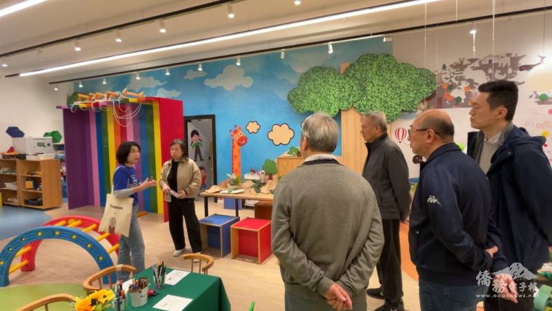 近年東方市僑青發揮創意多角經營(圖為Play Kids兒童教室)