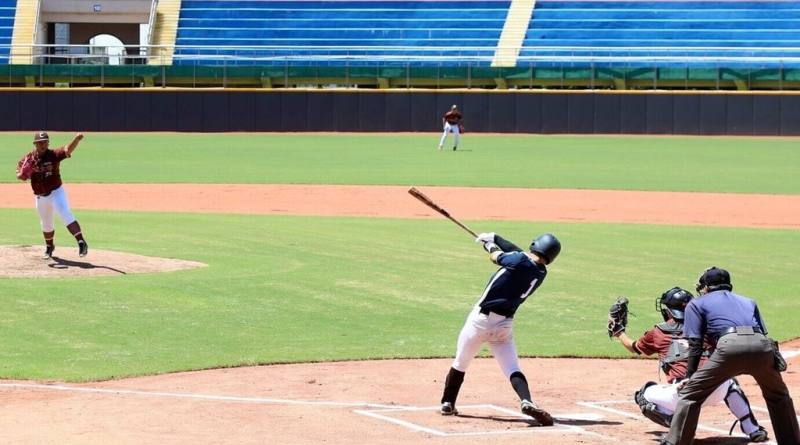 國立嘉義大學與日本四國地區大學野球連盟的棒球交流賽，11、12日在嘉義市立棒球場開打，展開熱血棒球對決。（嘉義市政府提供）