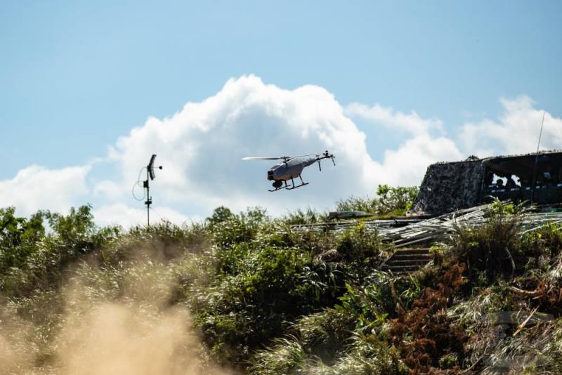 戰術近程無人機進行空中偵蒐。（軍聞社記者王茗生攝）
