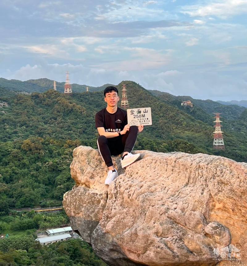 馮文彬至金面山旅遊