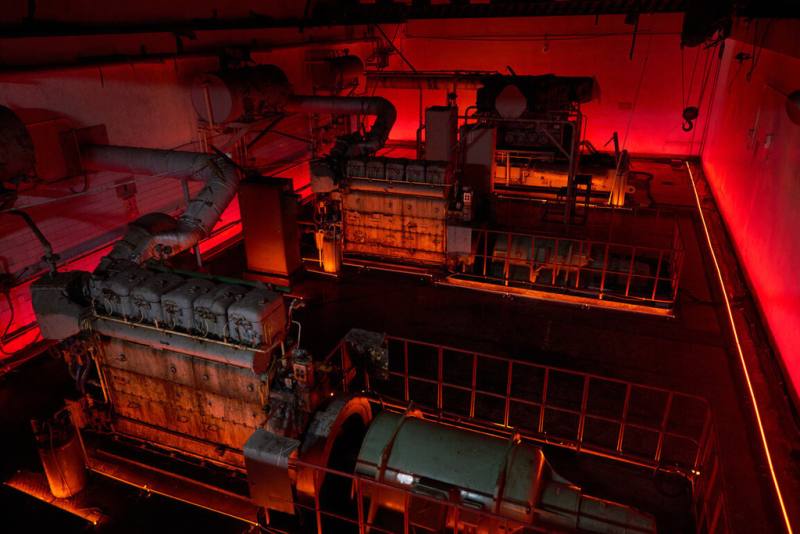 第3屆馬祖國際藝術島9月5日起登場，為讓遊客深度參與這場集結藝術、文化與地景的年度盛事，本屆特別推出「馬祖國際藝術島官方行程」，並提供熱門作品快速通關免排隊等禮遇服務。圖為台電公共藝術團隊作品「軍魂1975時間美術館」。（馬祖國際藝術島提供）