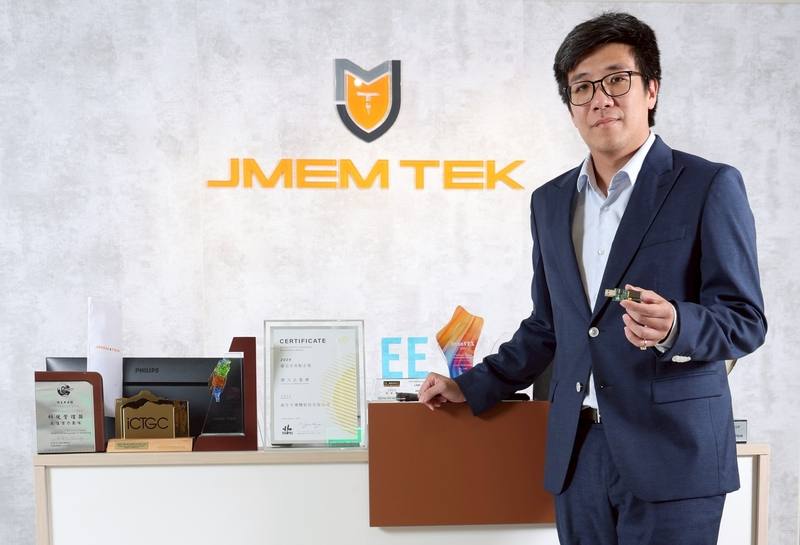 振生半導體（JMEN TEK）創辦人暨執行長張振豐表示，振生在國防工業領域嶄露頭角，特別是軍事無人機應用；未來5年內，振生年營收目標要挑戰1億美元。