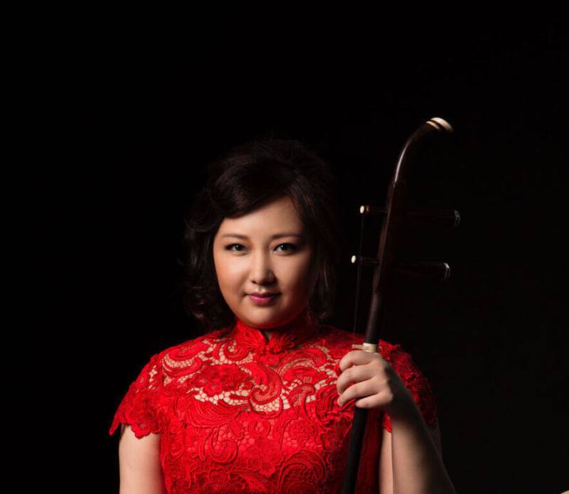 台北市立國樂團成立「明日之星國樂團」，打造傳承平台，邀請香港演藝學院中樂系主任二胡名家張重雪（圖）來台擔任大師班講師與音樂會獨奏。（北市國提供）