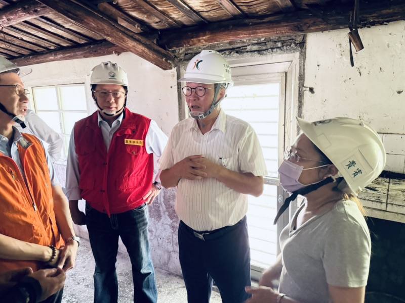 指揮所督工弱勢災屋修繕