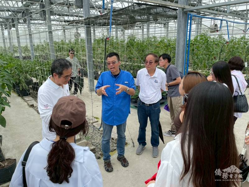 學員實地參訪示範農場，了解作物品種試驗、灌溉管理與設施栽培等實務操作