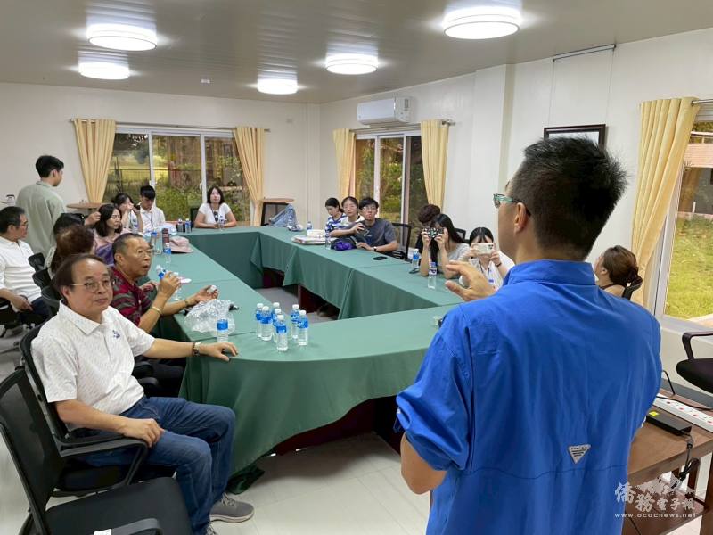 農技團團長李泰昌說明臺灣產銷經驗與在地推廣成果