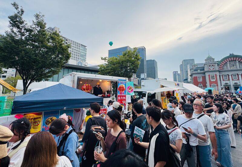 Visitors crowd into Nakanoshima Park in Osaka for the 2025 Taiwan Plus event on Sunday. CNA photo Aug. 17, 2025