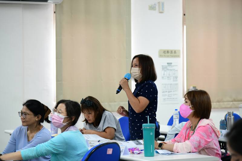 學員於課堂踴躍發言