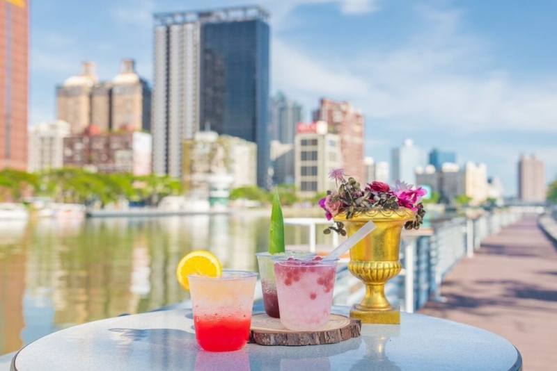 高雄市觀光局宣布，「2025高雄雄嗨調酒節」將於9月13日至14日下午3時至晚間8時30分在愛河畔登場。（高雄市觀光局提供）小提醒：禁止酒駕，飲酒勿開車，飲酒過量，有害健康