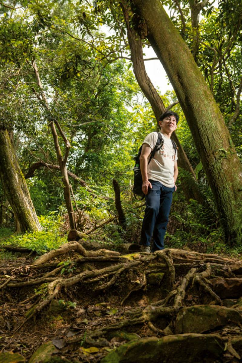 Tsui Tsu-hsi says that Taiwan’s most representative scenery, most magnificent mountains and valleys, and most ecologically vibrant places, as well as many important cultural and historic sites, are to be found in the island’s intermediate mountains.​​