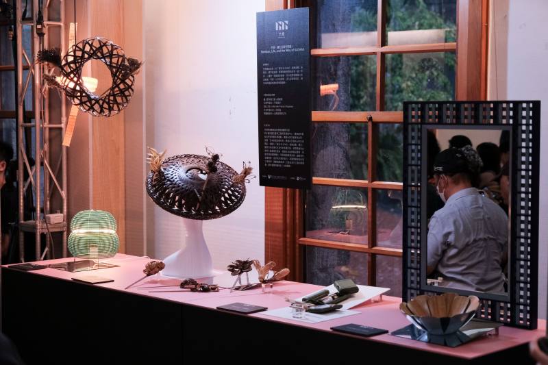 工藝中心與林業及自然保育署合作開發的竹材永續設計產品，呼應全球環境意識潮流。