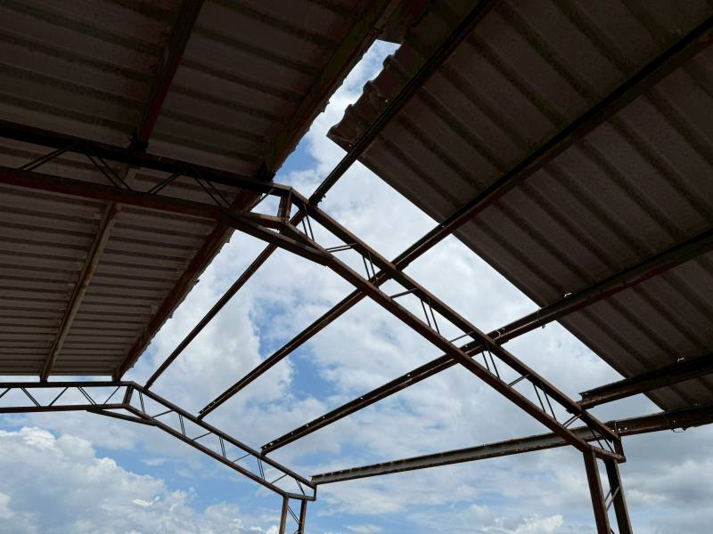 114年7月颱風豪雨重創嘉義縣，水上鄉多處民宅屋頂損壞、嚴重漏水