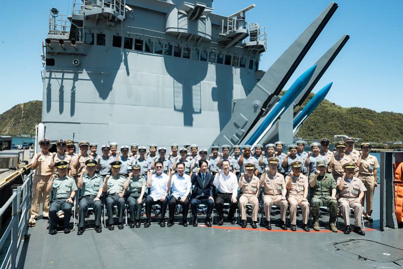總統勗勉海軍一六八艦隊　期勉秉持忠義軍風守護自由民主的日常生活