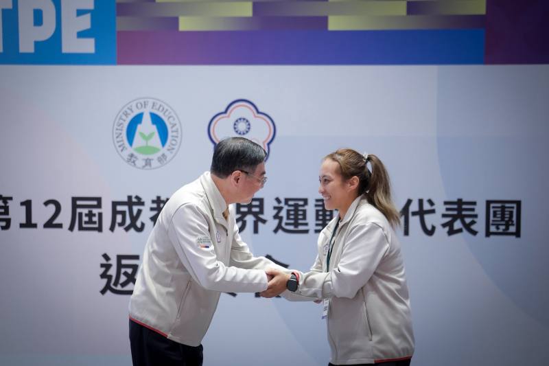 行政院長卓榮泰21日出席「2025年成都世界運動會代表團返國餐會」