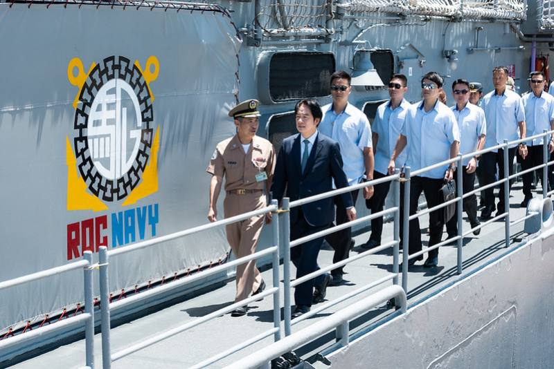 賴清德總統22日上午前往宜蘭勗勉海軍一六八艦隊