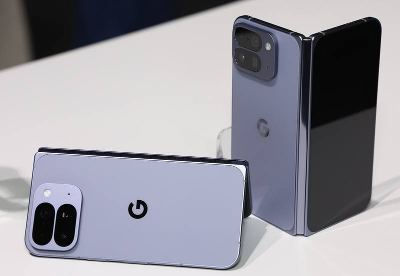 Google's Pixel 10 Pro Fold. CNA photo Aug. 21, 2025