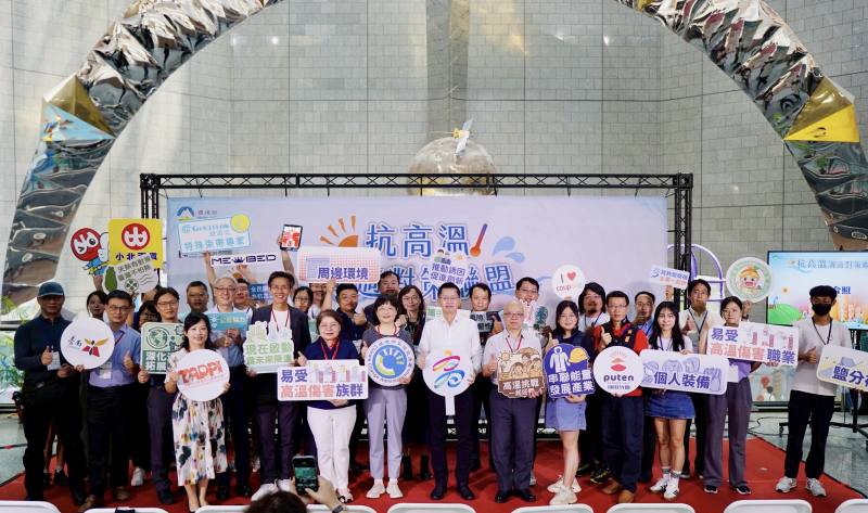 南部高雄場第二天開展儀式大合照