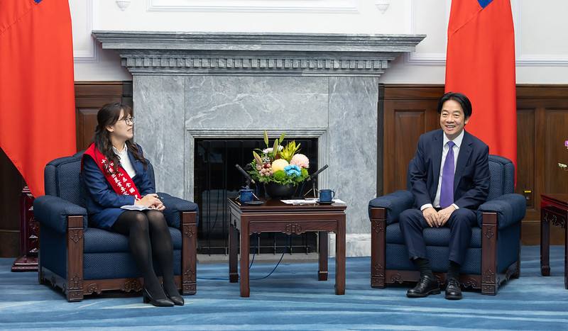 賴清德總統25日上午接見「第49屆全國十大傑出農業專家」