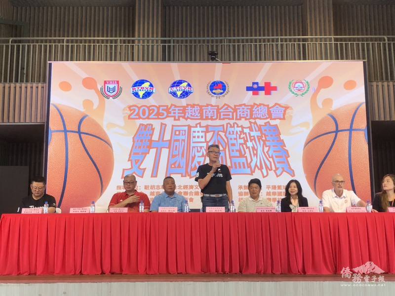 平陽臺灣商會會長陳英明致詞