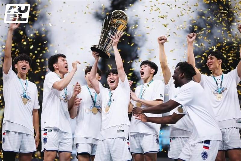 NCCU Griffins from Taipei are jubilant over their victory at Asian University Basketball League games in Hangzhou, China on Sunday. Image from facebook.com/nccugriffins