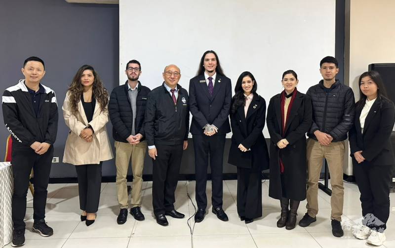 當地社團代表出席支持