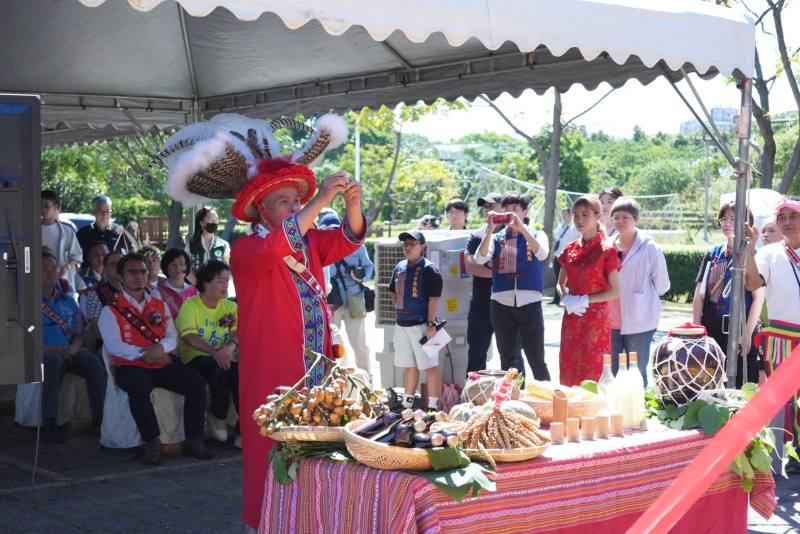 萬寬樑總頭目為新北市隆恩埔祭儀廣場興建工程開工祈福