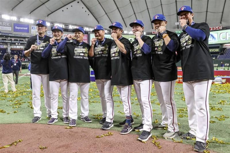 Team Taiwan's coaches at the 2024 WBSC Premier12. CNA file photo