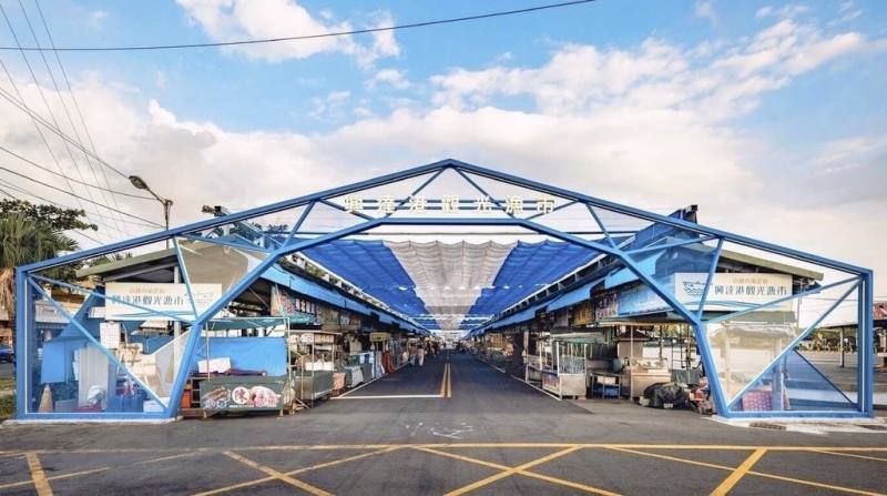 高雄市「興達港觀光漁市」成立已10年。為慶祝10週年，30日將舉辦感恩慶典並揭幕新的入口意象