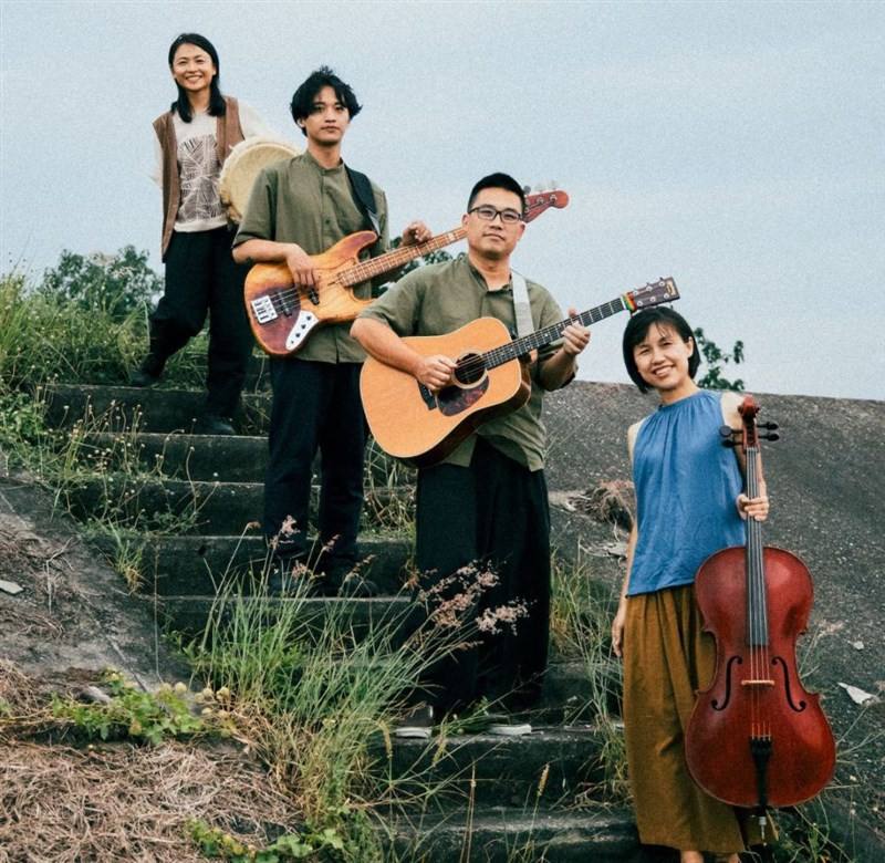 The Taiwanese folk rock band Tudi-Voice. Photo taken from the Vancouver Taiwan Fest webpage