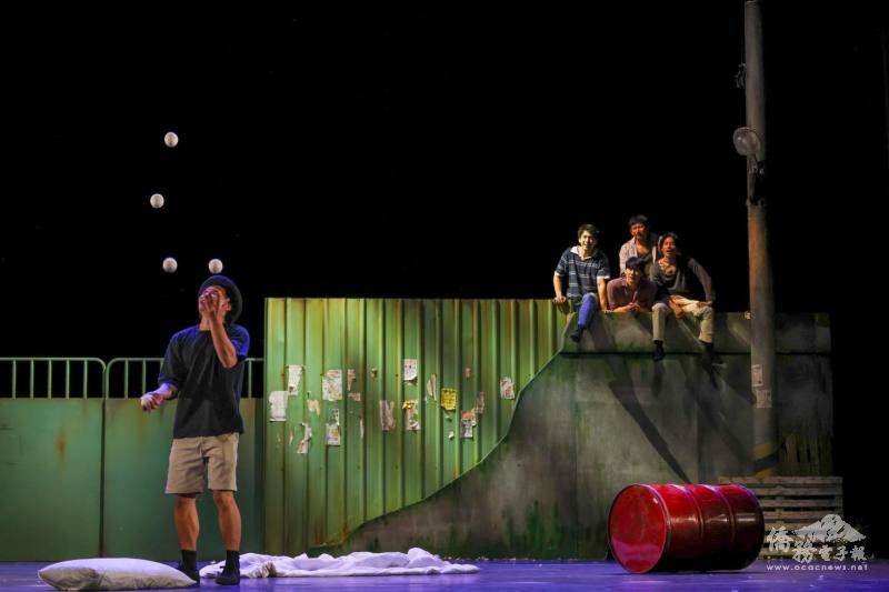 台灣FOCASA《苔痕》於德國威瑪藝術節首次演出 (照片由台灣FOCASA提供，王勛達攝影)