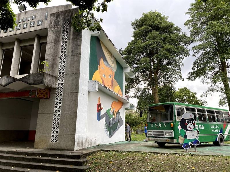 結合地景、節奏與土地記憶的「歐亞菲板塊音樂會」，將於10月11日在花蓮玉里鎮民廣場演出，由朱宗慶打擊樂團演繹大地心跳，邀民眾體驗「地質樂章」。圖為玉里鎮民廣場一隅