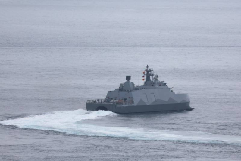 圖為海軍沱江級巡邏艦萬江艦在7月9日「漢光41號」演習時，駛出基隆港