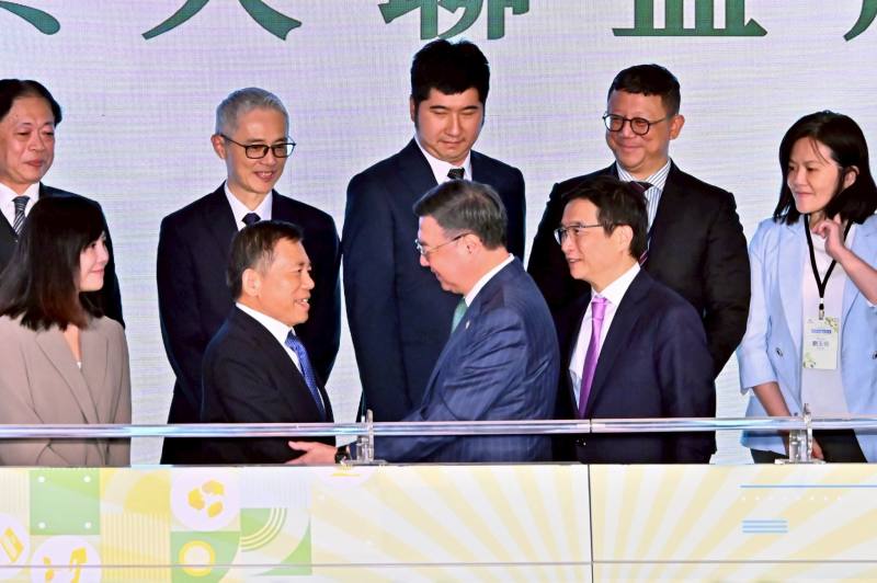 行政院長卓榮泰出席「創業綻放計畫」啟動記者會