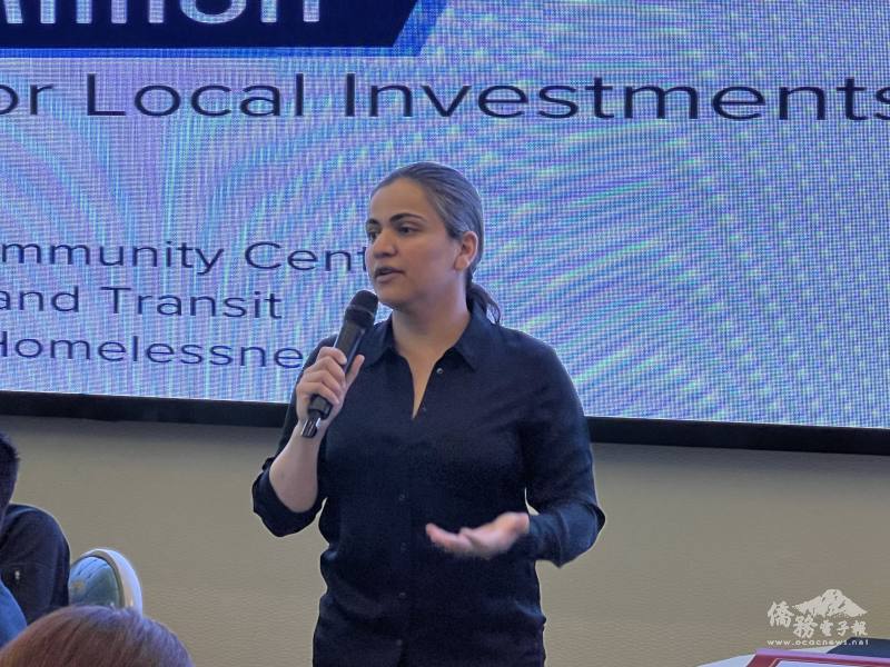 加州州參議員Dr. Aisha Wahab鼓勵青年學子投入公共事務領域。