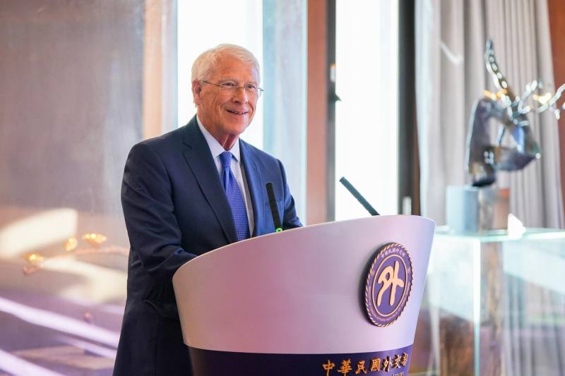 美國聯邦參議院軍事委員會主席維克（Roger Wicker）致詞。