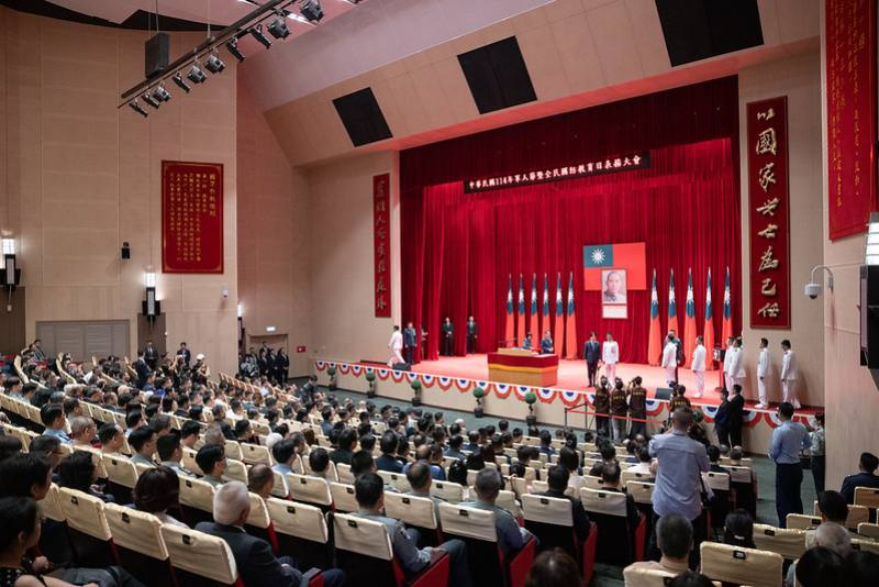 總統出席「114年軍人節暨全民國防教育日表揚大會」