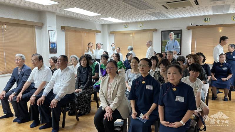 關西地區僑領及信眾參加祈福活動