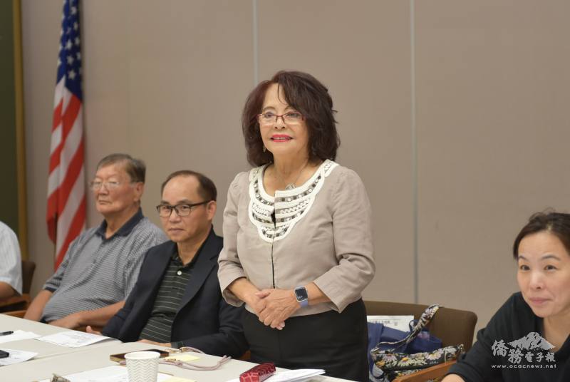 中華會館主席兼國慶活動總幹事項邦珍致詞